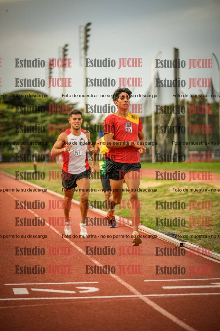 Fotos de los 1500 m llanos de varones