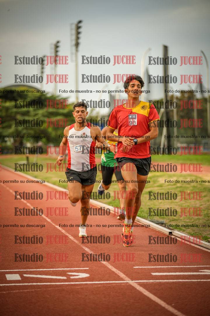 Fotos de los 1500 m llanos de varones