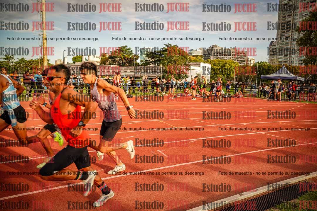 Fotos de los 1500 m llanos de varones