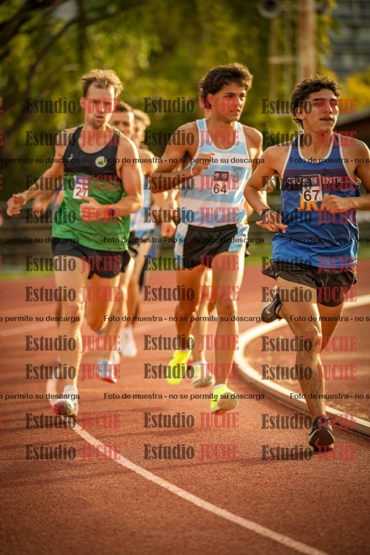 Fotos de los 1500 m llanos de varones