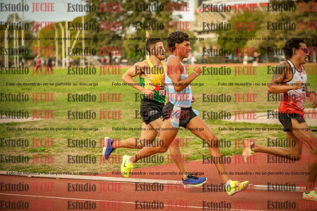 Fotos de los 1500 m llanos de varones