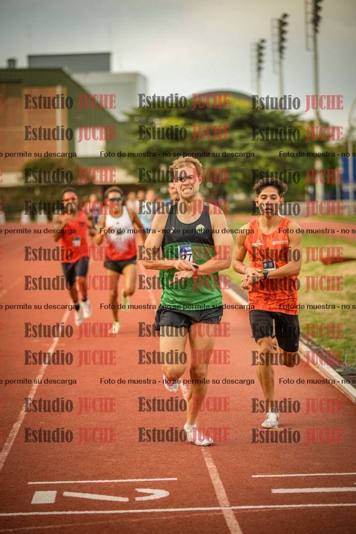 Fotos de los 1500 m llanos de varones
