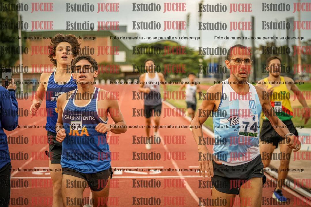 Fotos de los 1500 m llanos de varones