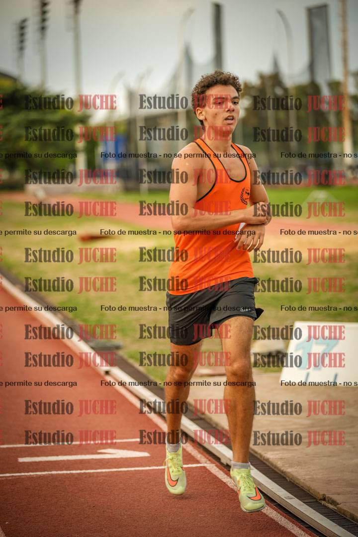Fotos de los 1500 m llanos de varones