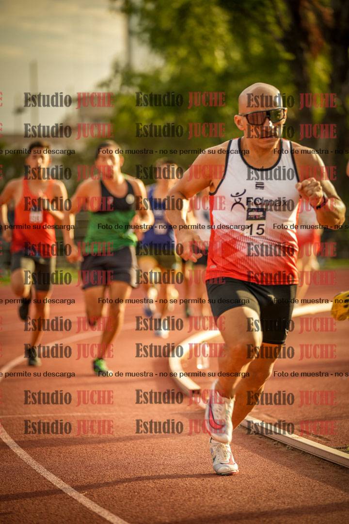 Fotos de los 1500 m llanos de varones