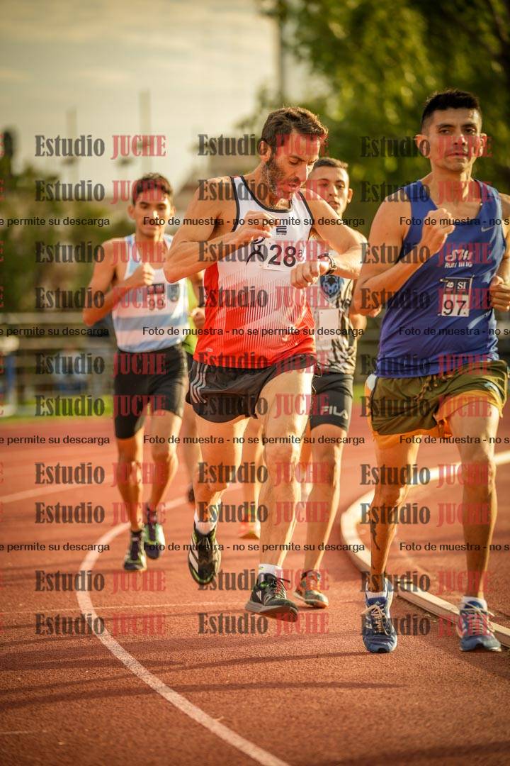 Fotos de los 1500 m llanos de varones