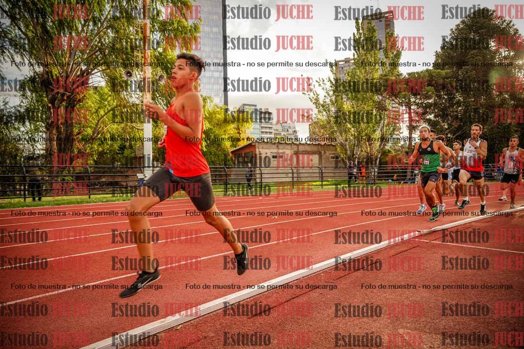 Fotos de los 1500 m llanos de varones