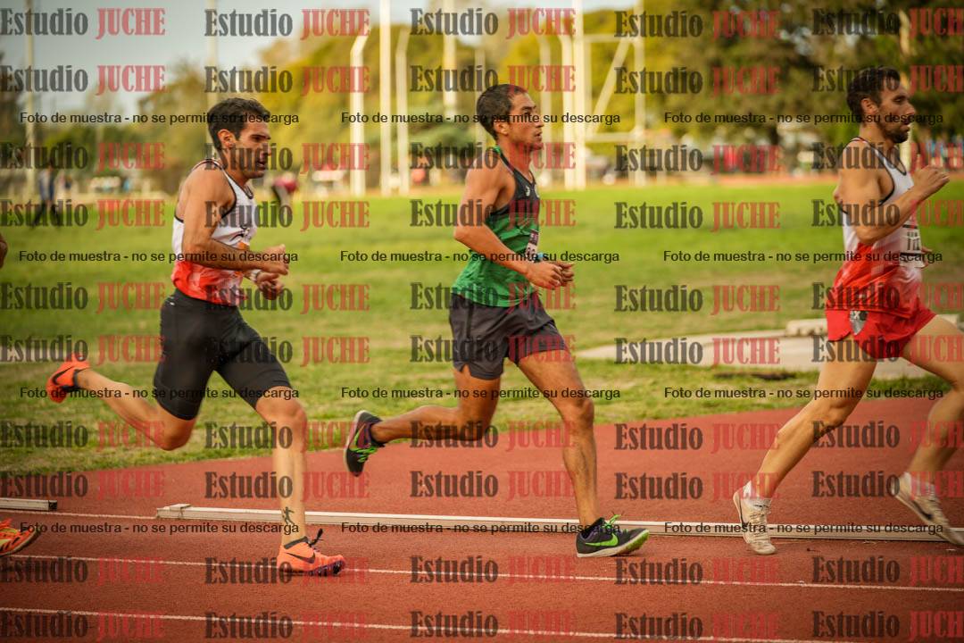 Fotos de los 1500 m llanos de varones