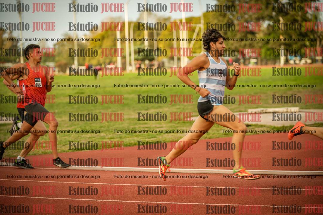 Fotos de los 1500 m llanos de varones