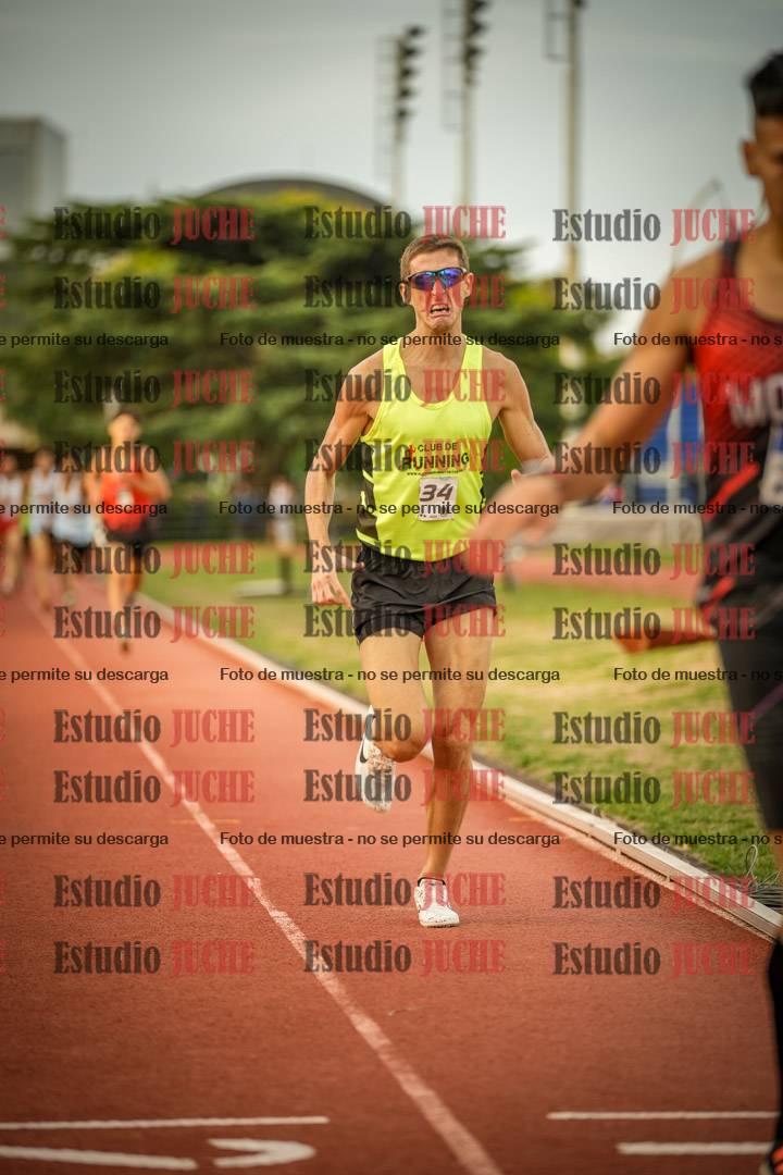 Fotos de los 1500 m llanos de varones