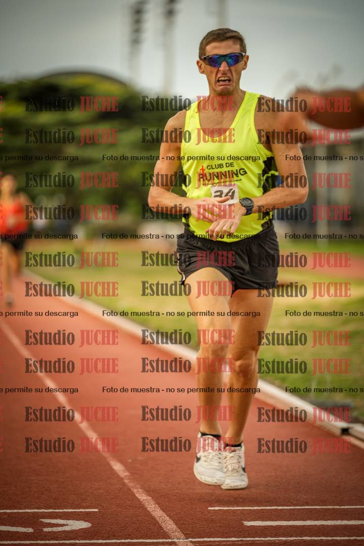 Fotos de los 1500 m llanos de varones