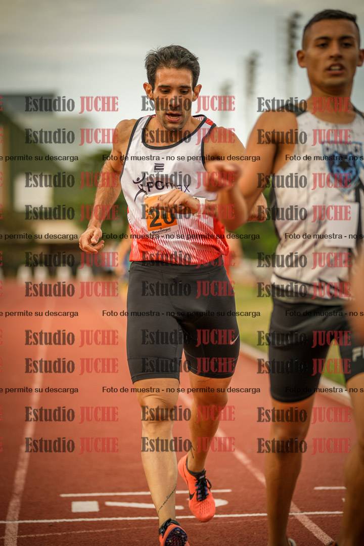 Fotos de los 1500 m llanos de varones