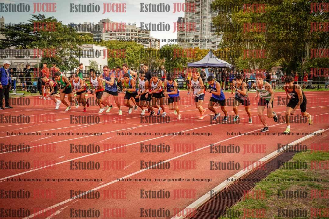 Fotos de los 1500 m llanos de varones