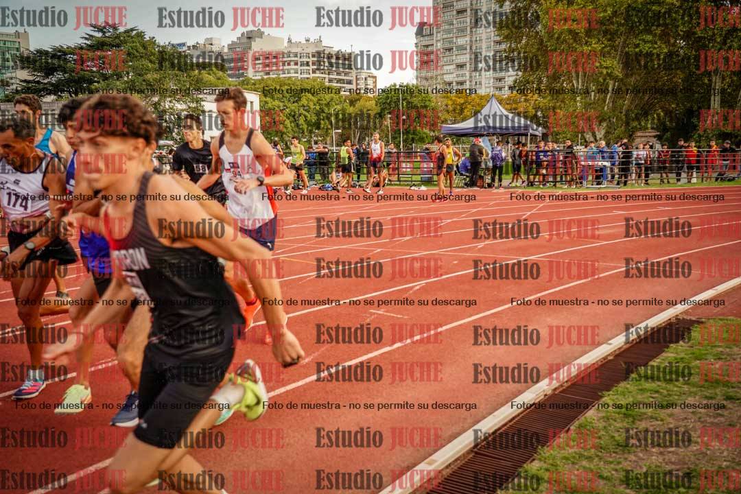 Fotos de los 1500 m llanos de varones