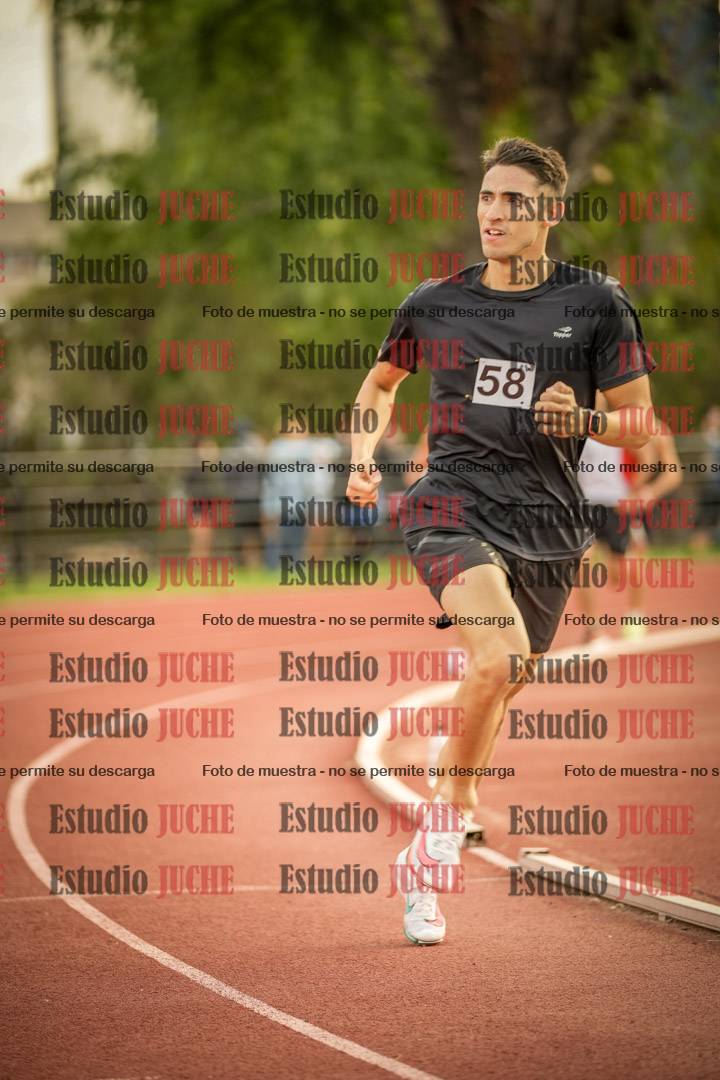 Fotos de los 1500 m llanos de varones