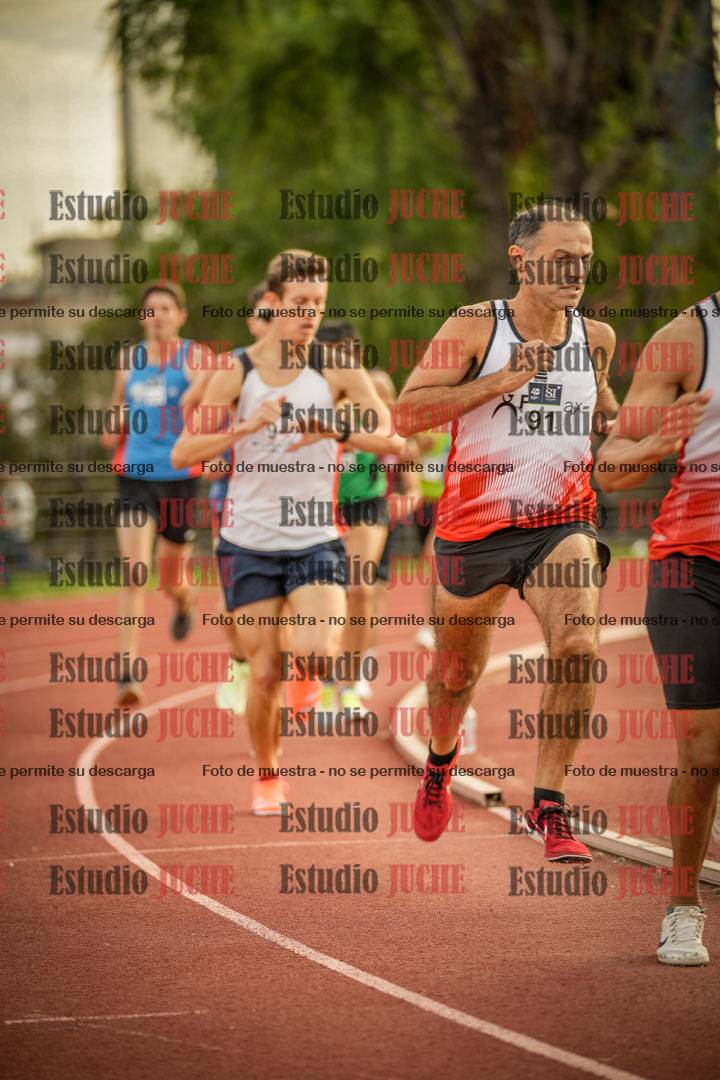 Fotos de los 1500 m llanos de varones