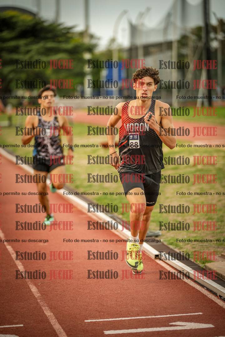 Fotos de los 1500 m llanos de varones