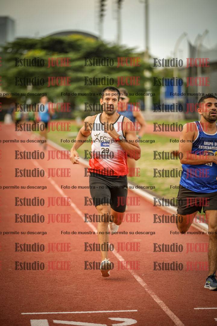 Fotos de los 1500 m llanos de varones