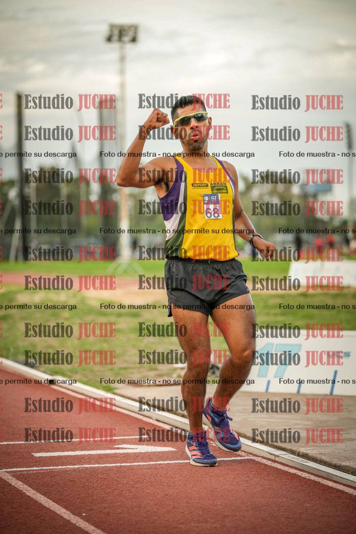 Fotos de los 1500 m llanos de varones