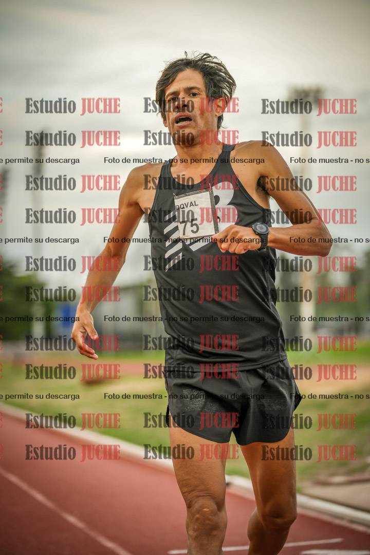 Fotos de los 1500 m llanos de varones