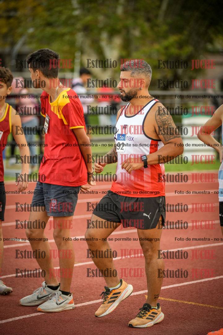 Fotos de los 1500 m llanos de varones