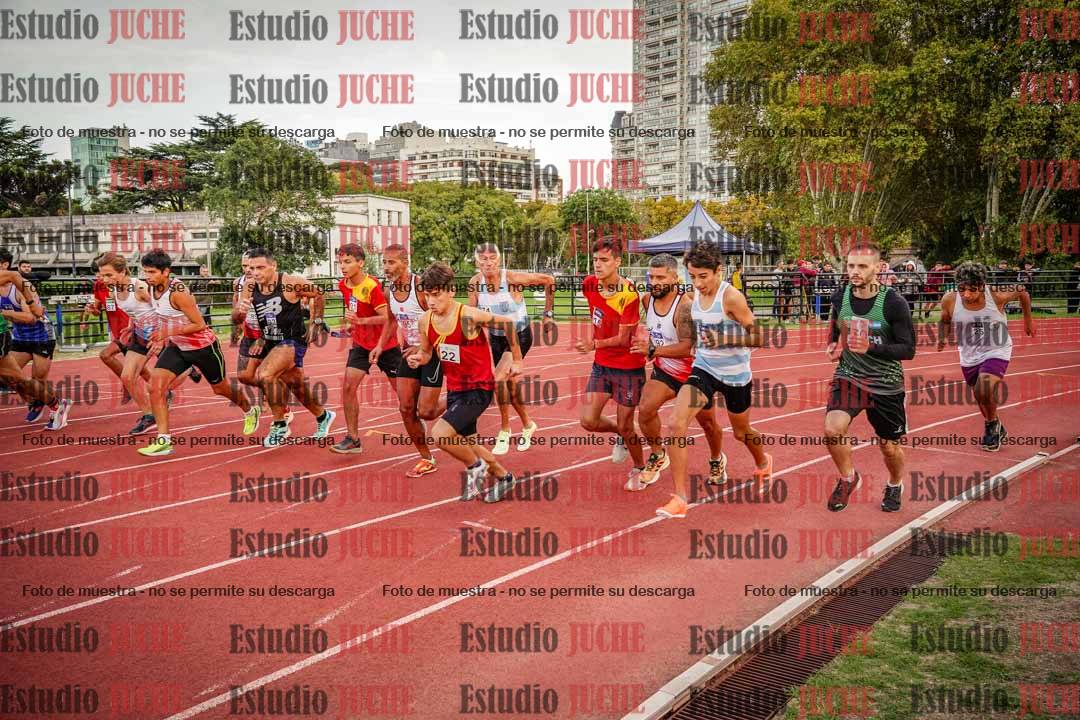 Fotos de los 1500 m llanos de varones