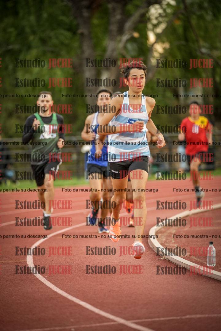 Fotos de los 1500 m llanos de varones