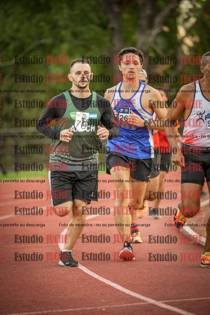 Fotos de los 1500 m llanos de varones