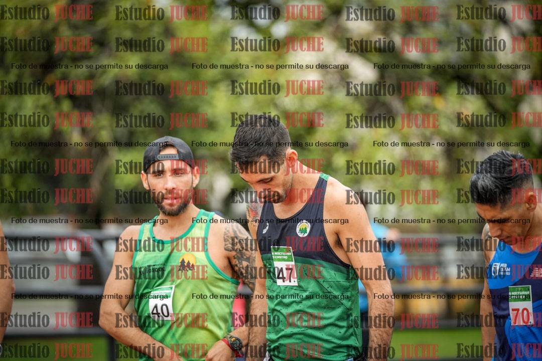 Fotos de los 5000 m de varones - serie 1