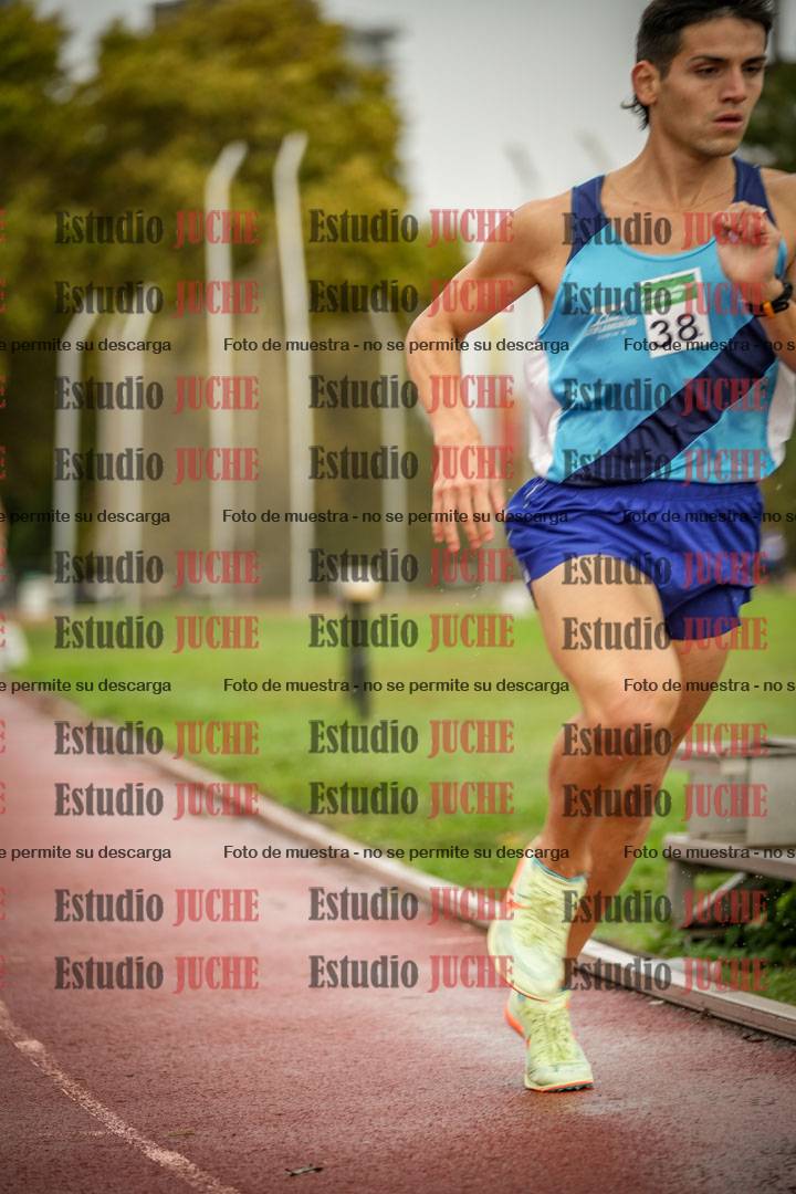 Fotos de los 5000 m de varones - serie 1