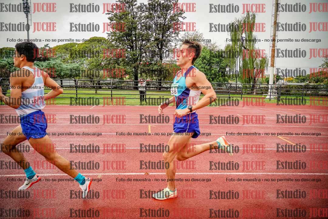 Fotos de los 5000 m de varones - serie 1