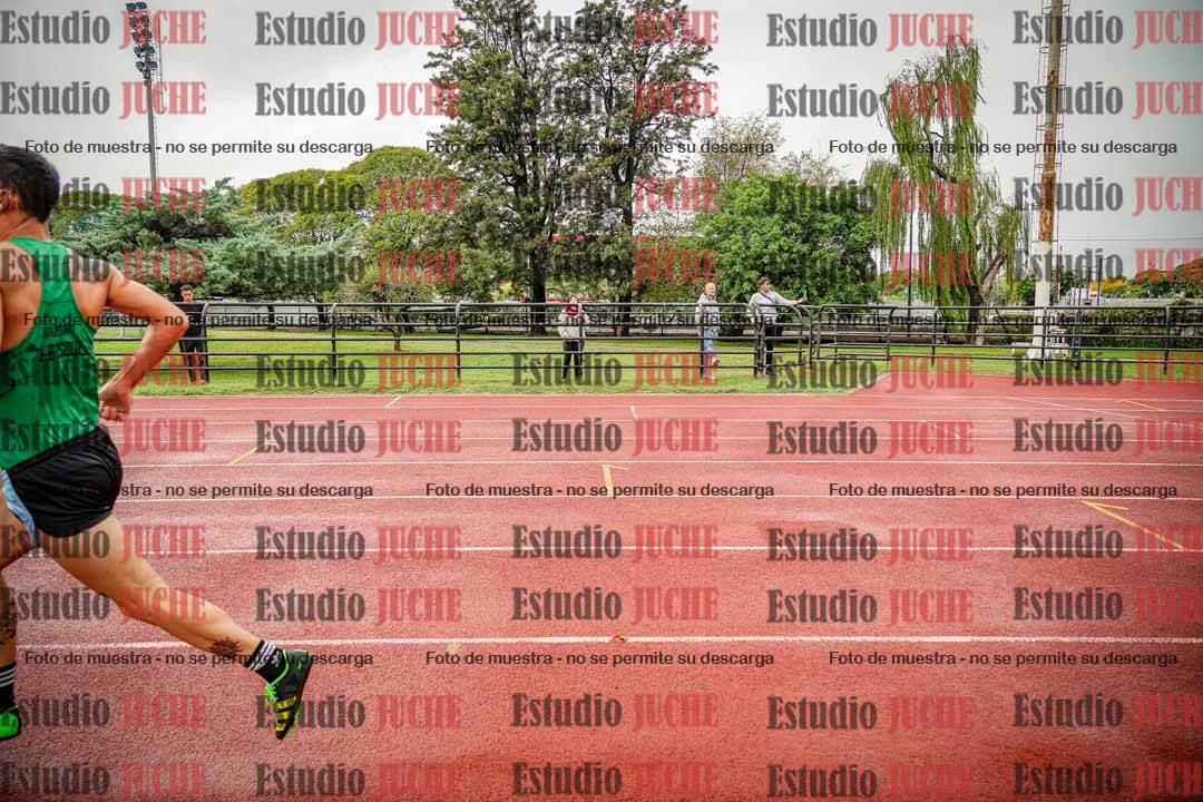 Fotos de los 5000 m de varones - serie 1