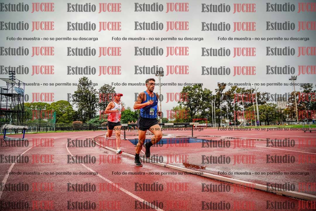 Fotos de los 5000 m de varones - serie 1