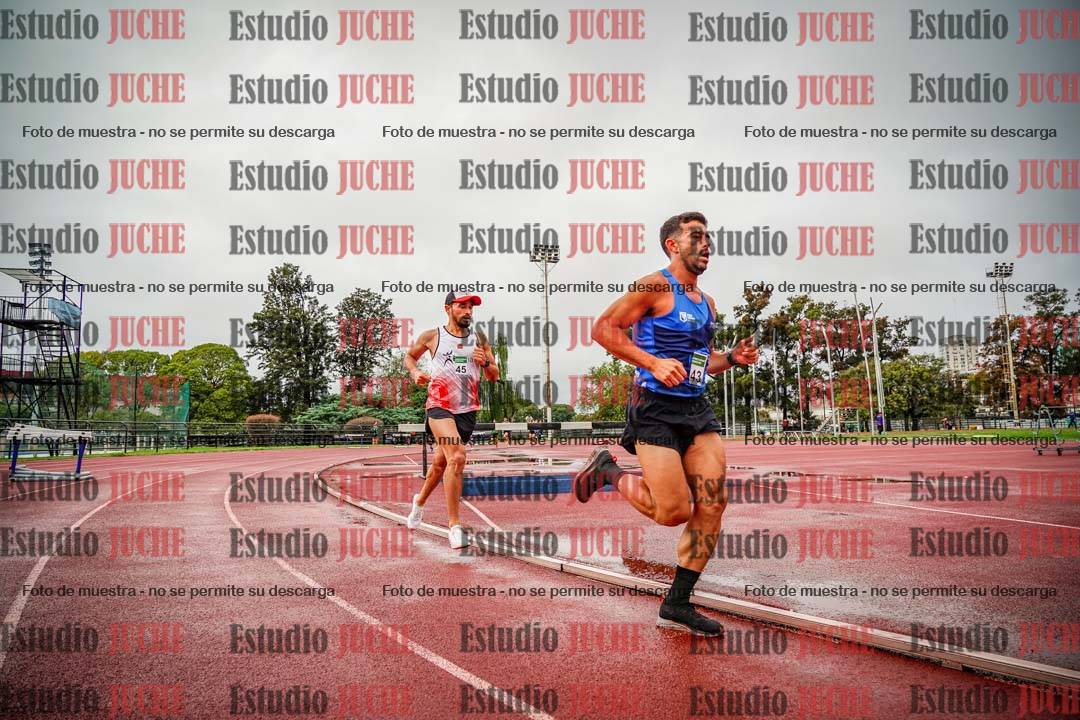Fotos de los 5000 m de varones - serie 1