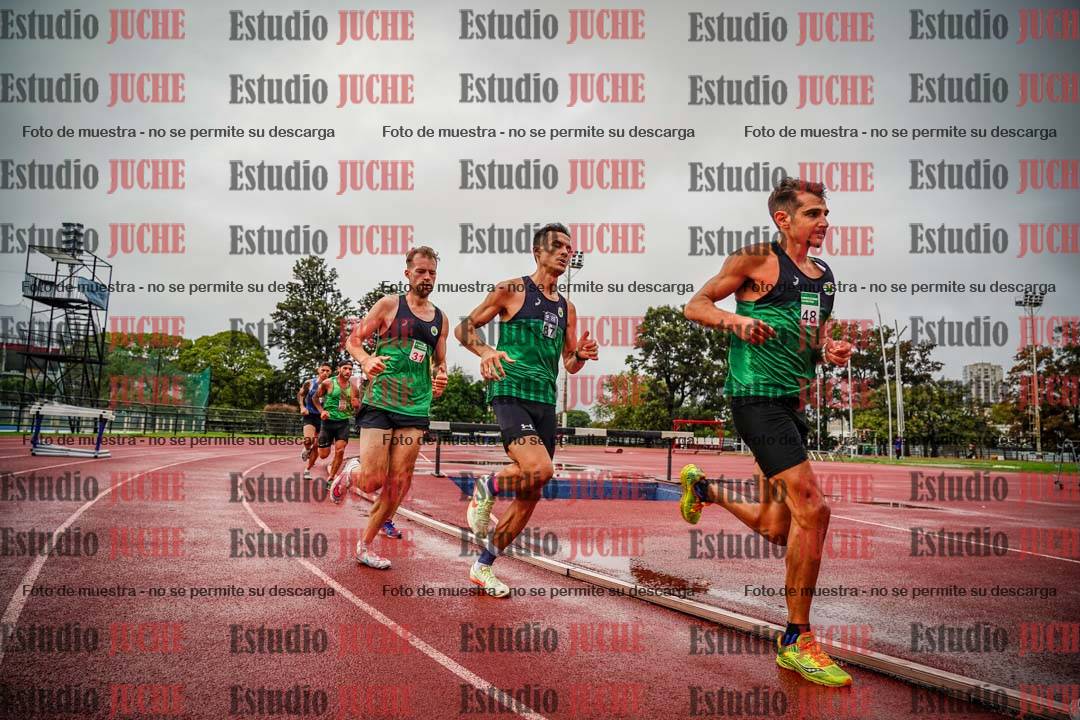 Fotos de los 5000 m de varones - serie 1