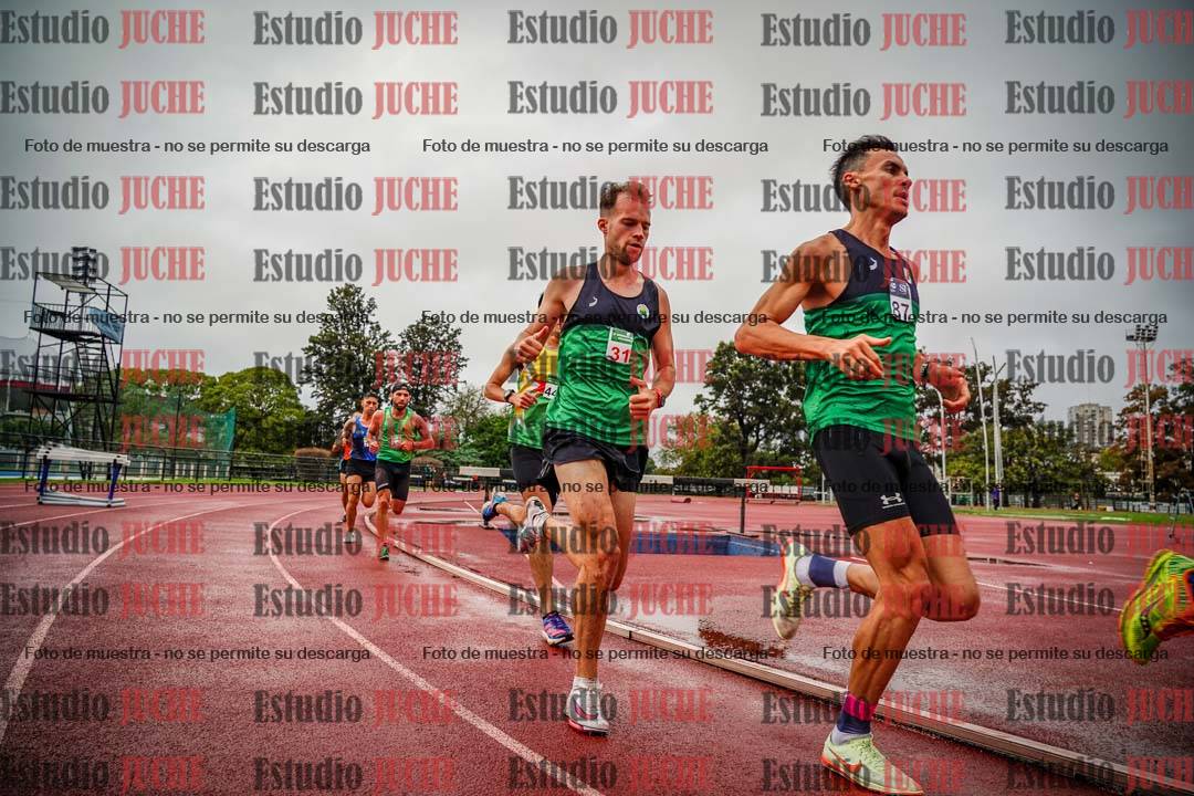 Fotos de los 5000 m de varones - serie 1