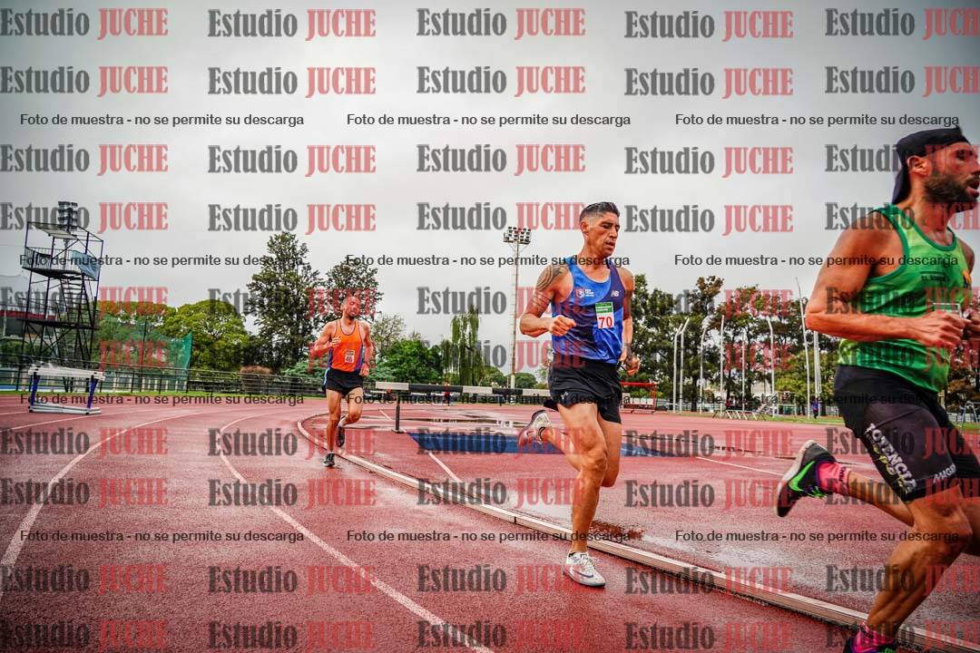 Fotos de los 5000 m de varones - serie 1