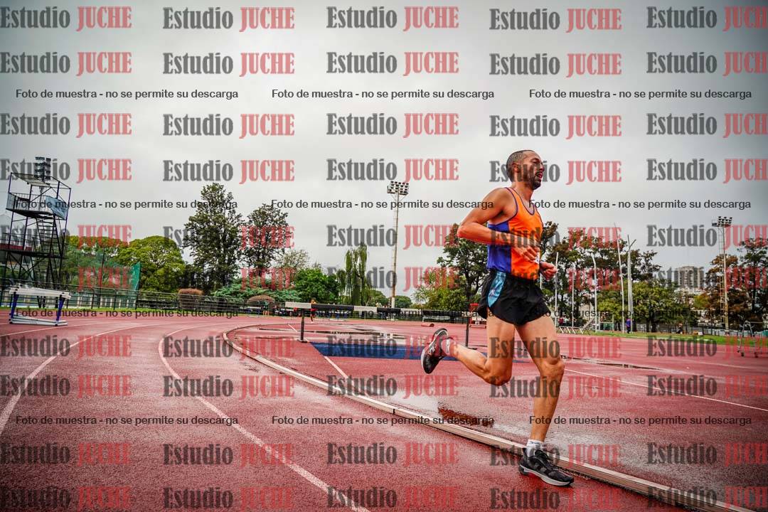 Fotos de los 5000 m de varones - serie 1