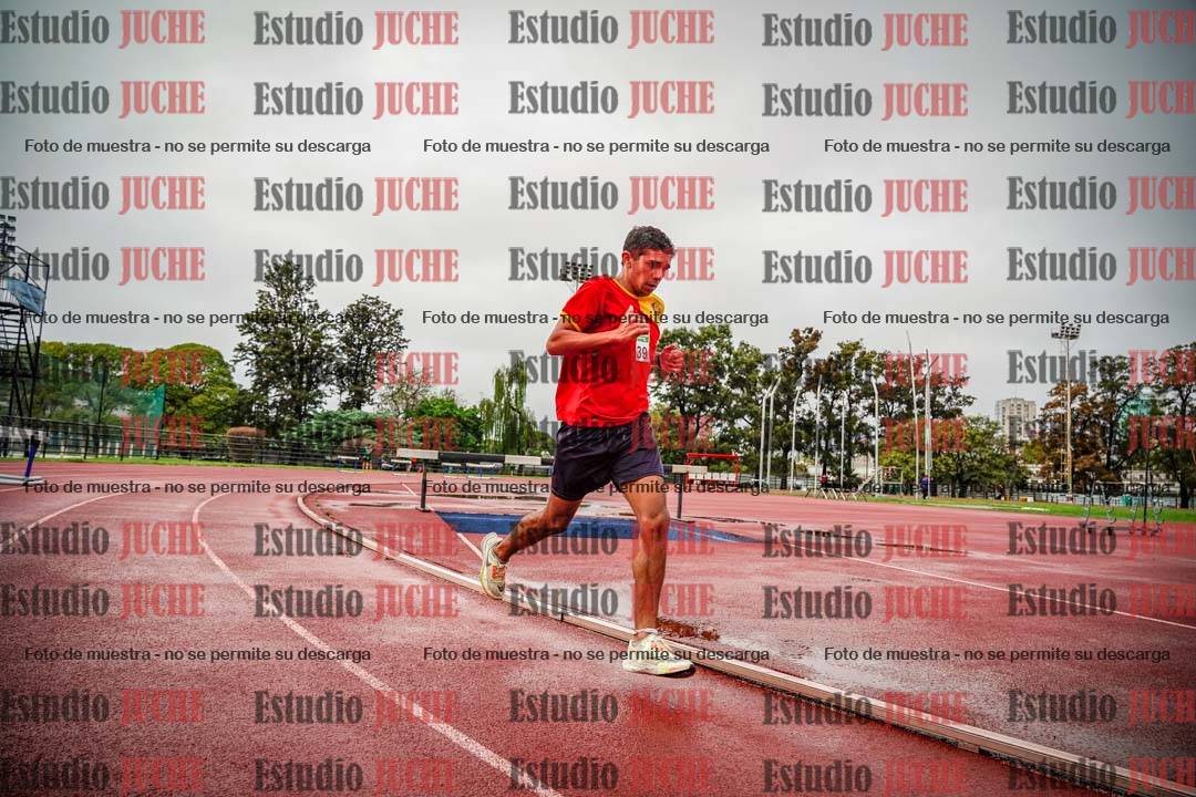 Fotos de los 5000 m de varones - serie 1