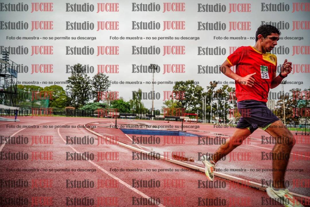 Fotos de los 5000 m de varones - serie 1