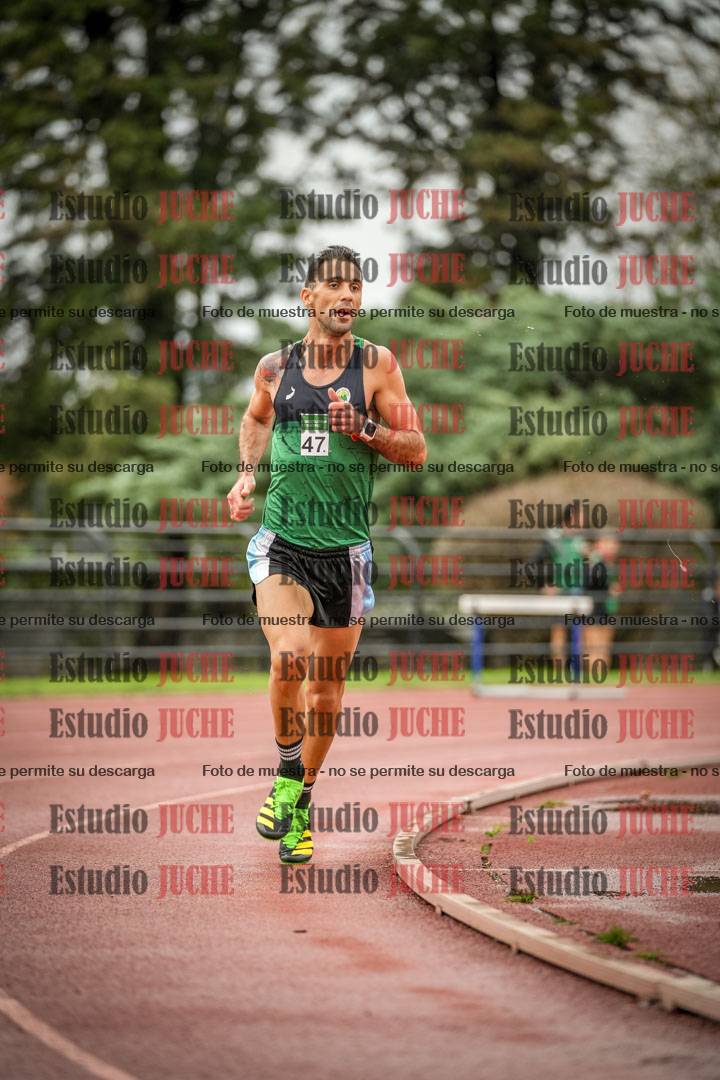 Fotos de los 5000 m de varones - serie 1
