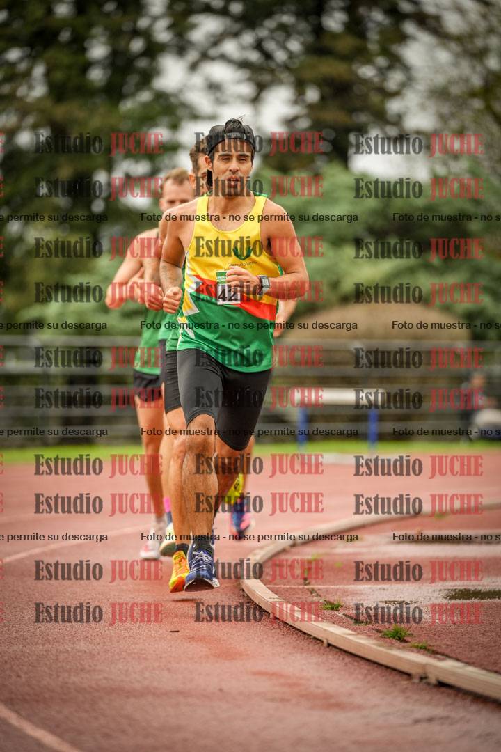 Fotos de los 5000 m de varones - serie 1