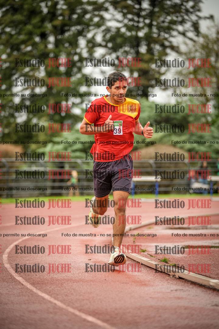 Fotos de los 5000 m de varones - serie 1