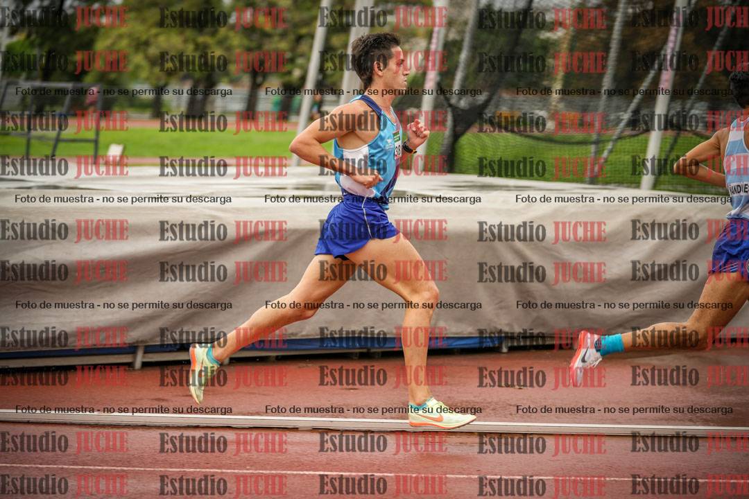 Fotos de los 5000 m de varones - serie 1