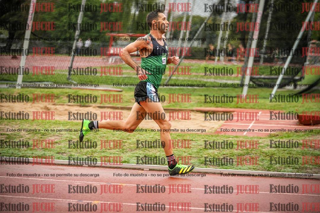 Fotos de los 5000 m de varones - serie 1