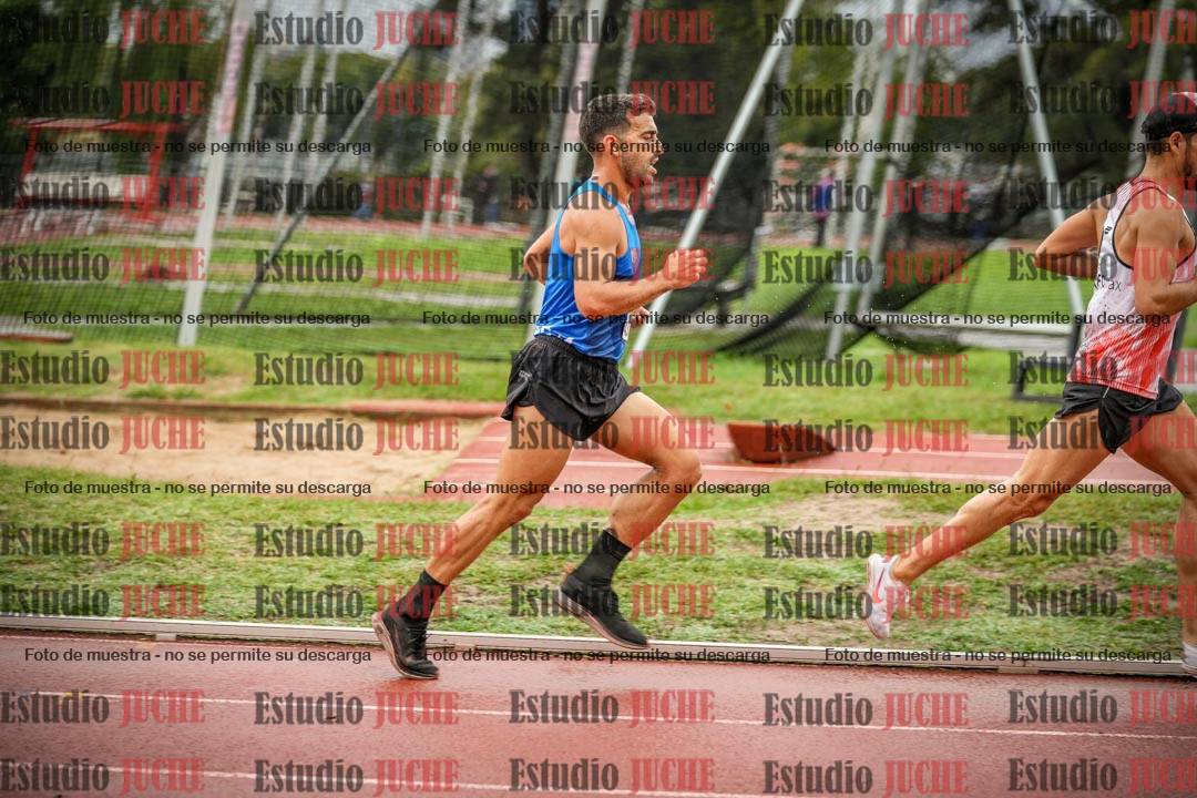 Fotos de los 5000 m de varones - serie 1