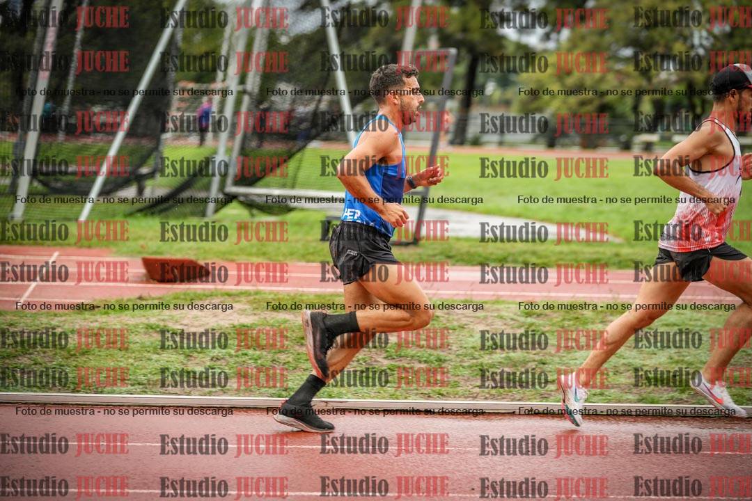 Fotos de los 5000 m de varones - serie 1