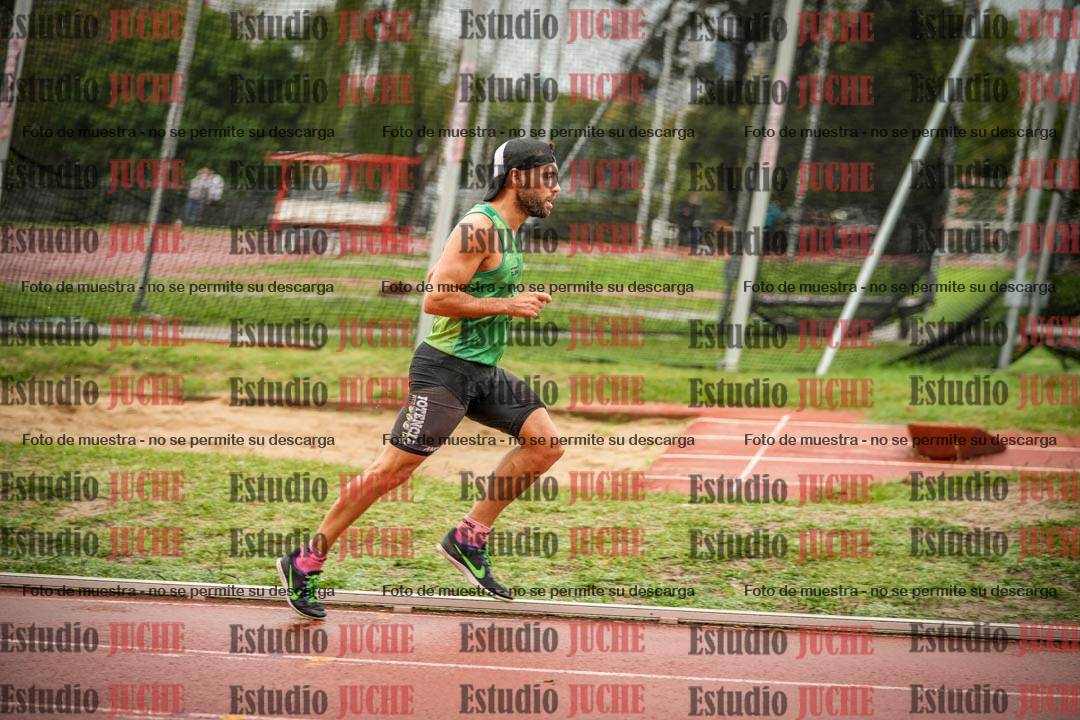 Fotos de los 5000 m de varones - serie 1