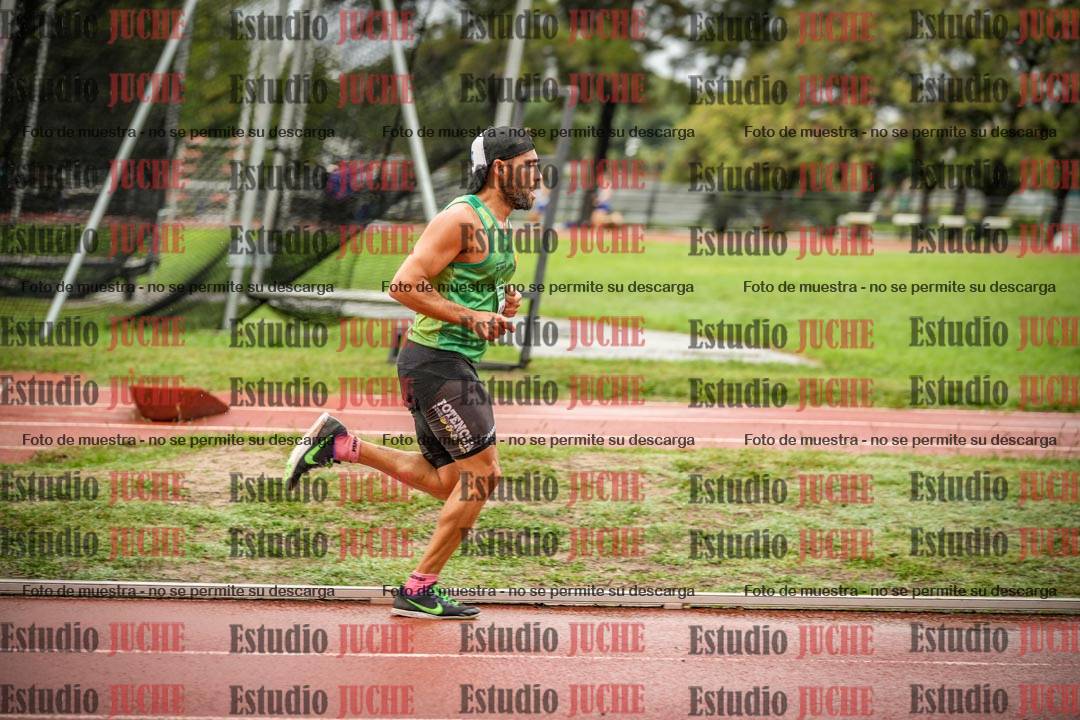 Fotos de los 5000 m de varones - serie 1