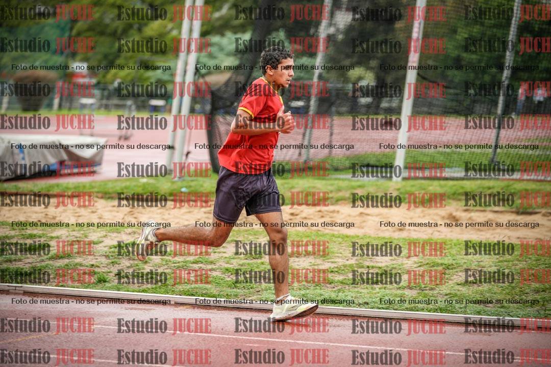 Fotos de los 5000 m de varones - serie 1